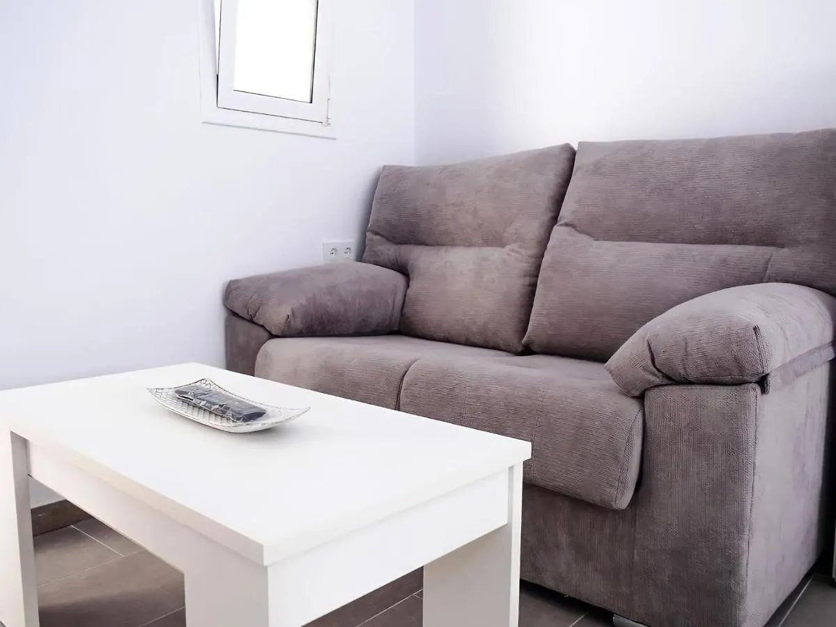 Estudios Contemporaneos Y Centricos Solo Familias Parejas Conil De La Frontera Apartment