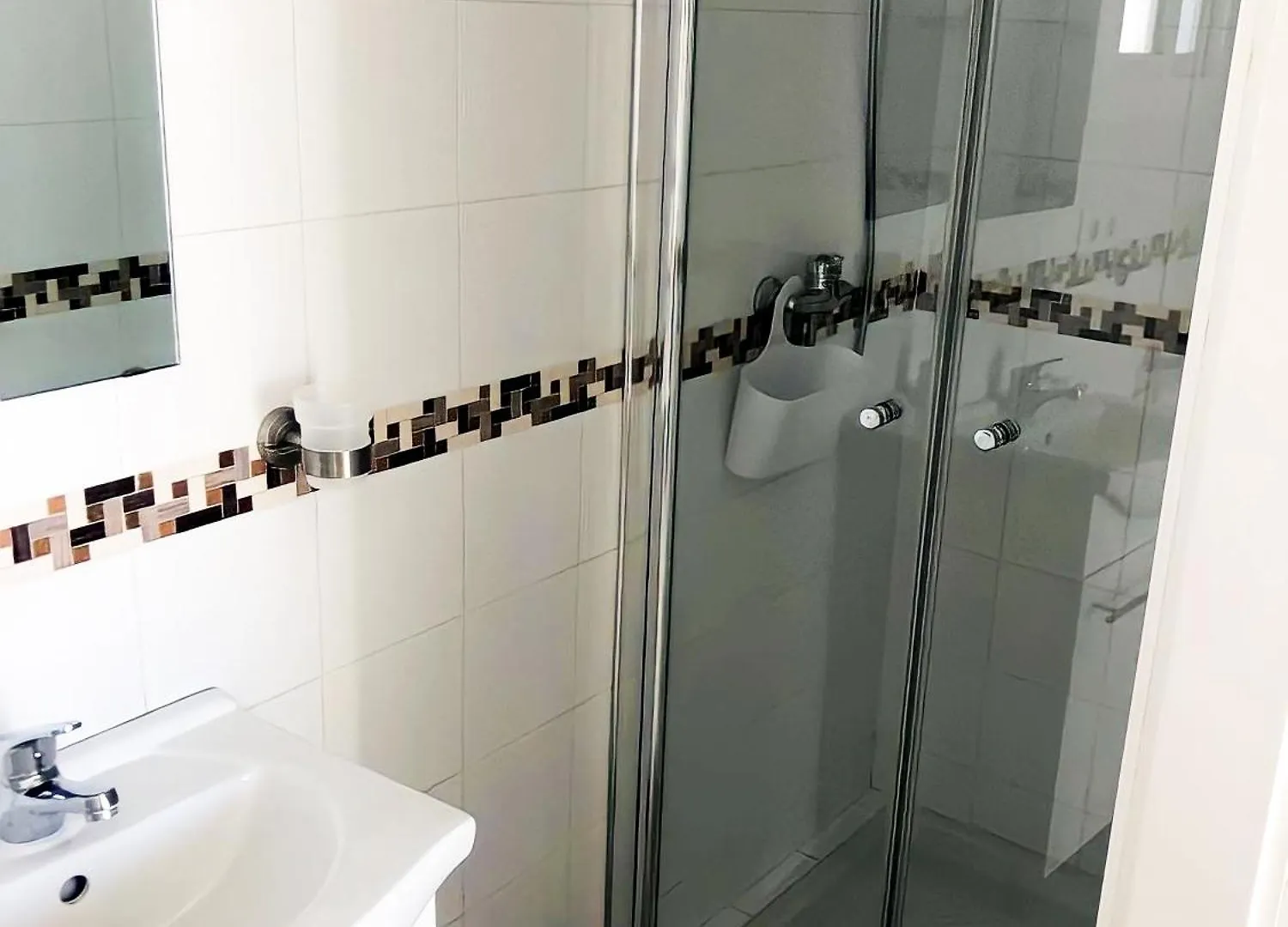 Estudios Contemporaneos Y Centricos Solo Familias Parejas Conil De La Frontera Apartment